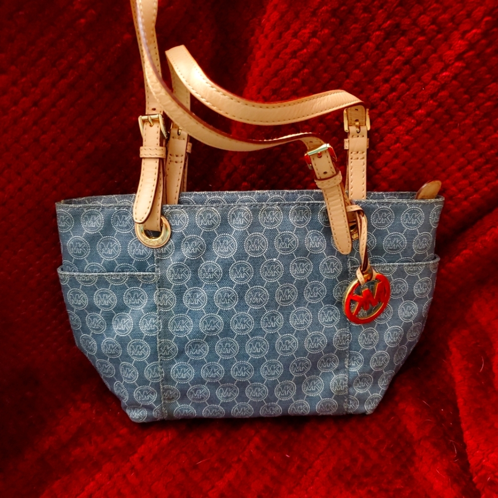 Michael Kors Blue Shoulder Bag
